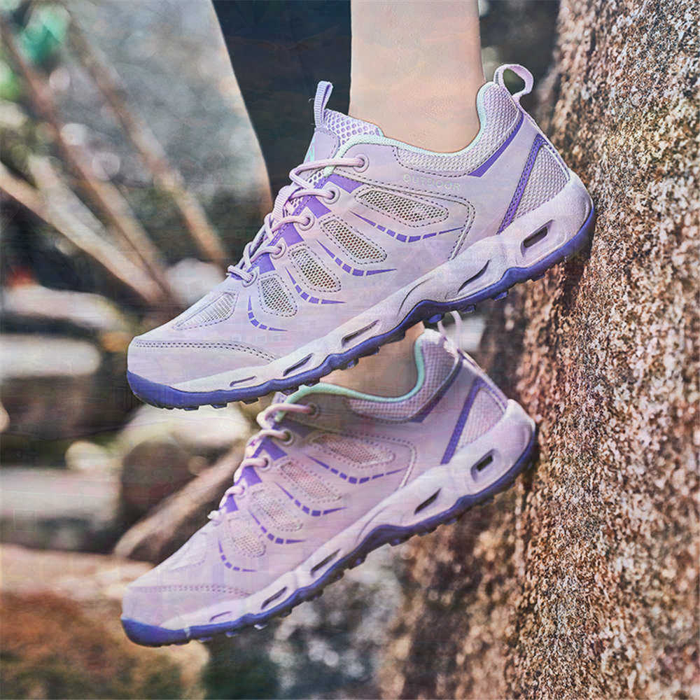 Sumer Round Tip Silver Sneaker - Luxury Lifestyle Gifts บทวิจารณ์และราคา